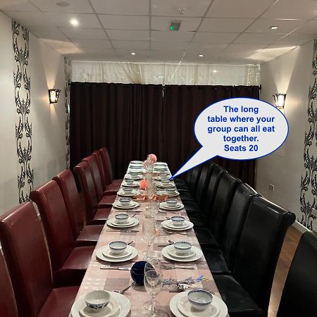 נוק Elegant Rooms And Suites In Knock מראה חיצוני תמונה